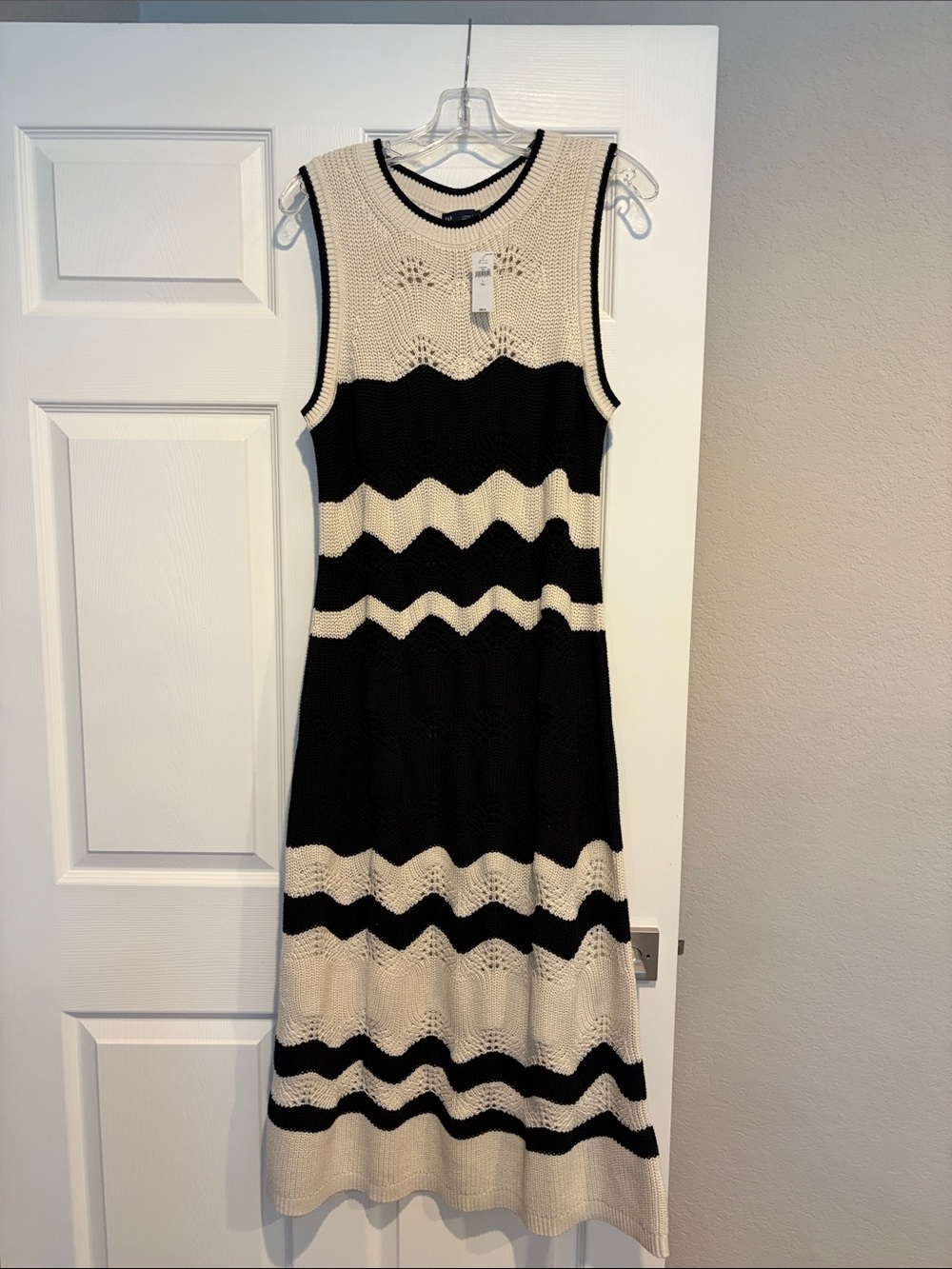 GAP Crochet Midi Sweater Dress Size L-Tall - Picture 5 of 10